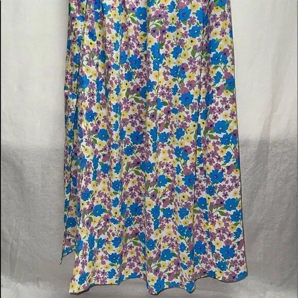 Floral Maxi Dress - Picture 14 of 14
